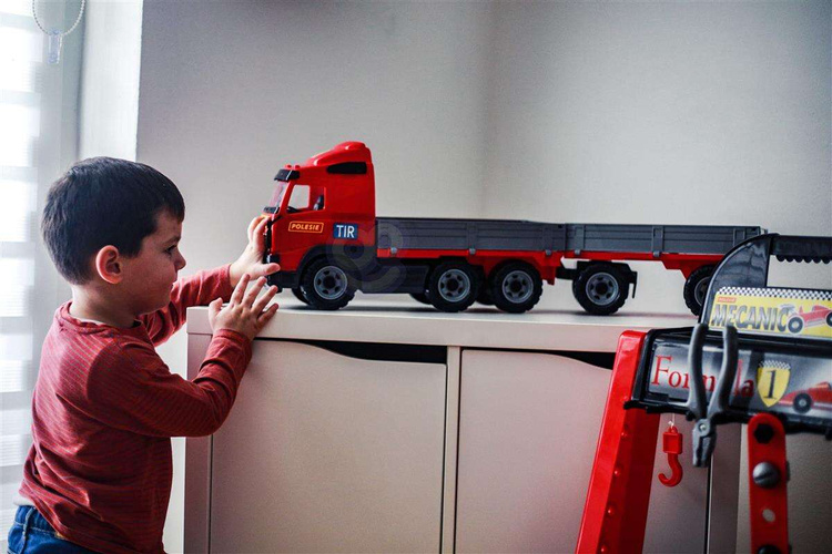 Zestaw Majsterkowicza "Super Mechanik" + Samochód z Burtami i Przyczepą "Volvo" Wader QT Polesie