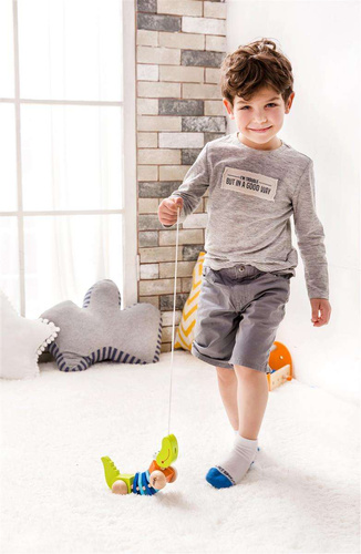 Zabawka Drewniana Classic World Krokodyl Z Dźwiękami Do Ciągania Ze Sznureczkiem