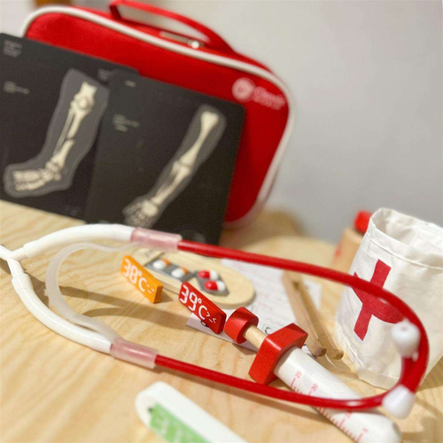 Classic World Drewniany Zestaw Walizka Małego Doktora Lekarza