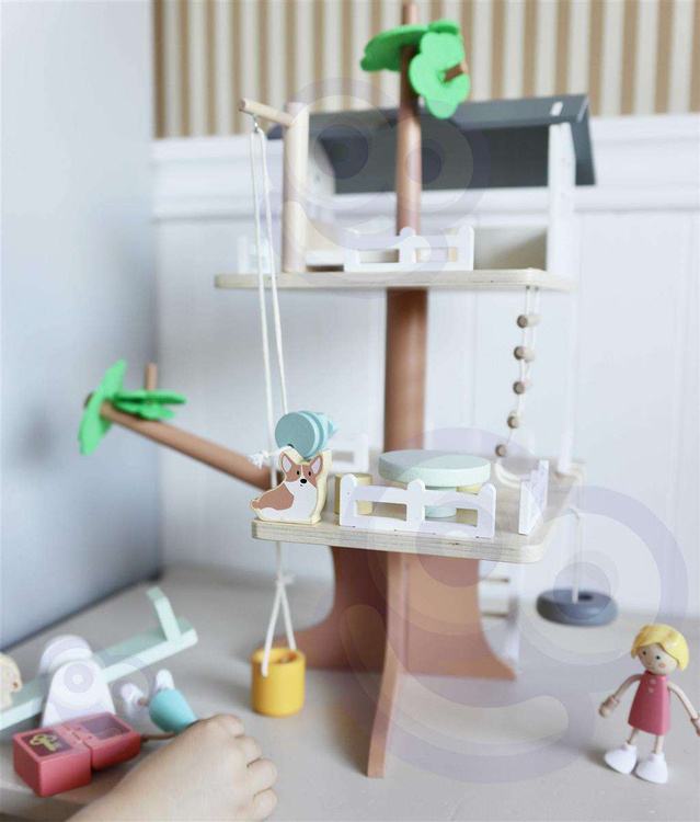 CLASSIC WORLD Drewniany Domek na Drzewie dla Lalek 31 el.