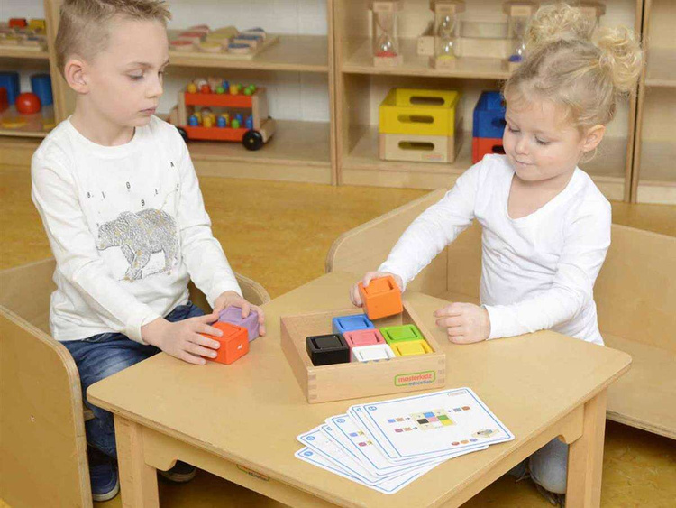 MASTERKIDZ Kubeczki I Klocki Kwadratowe Zabawka Drewniana Sorter Kolorów Montessori
