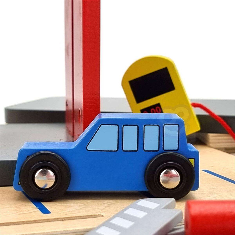 TOOKY TOY Drewniany Garaż Parking Lądowisko Stacja Benzynowa + AUTKA i HELIKOPTER