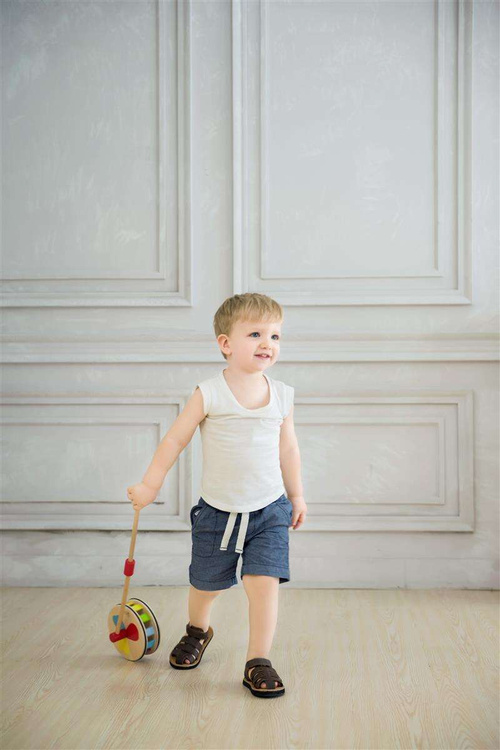 Kolorowy Tęczowy Pchacz Classic World